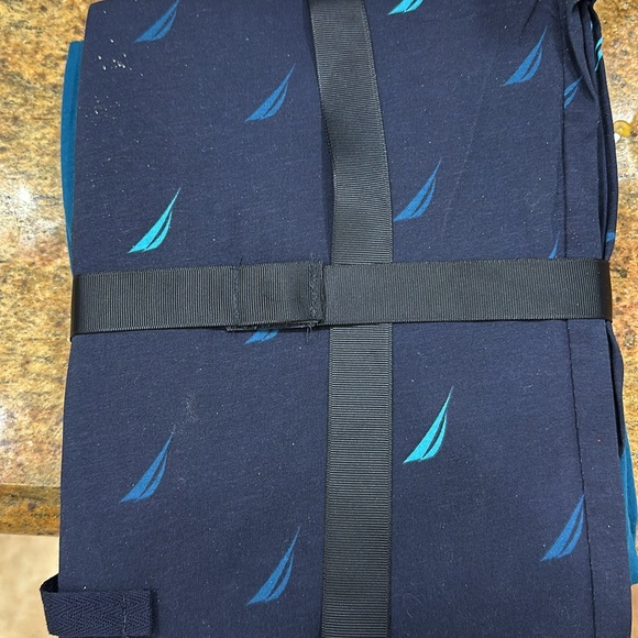 Nautica Men’s PJ set size medium brand new - Picture 2 of 3